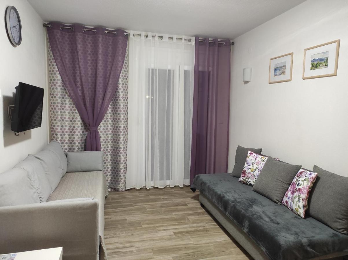Royals Apartments Никити Экстерьер фото